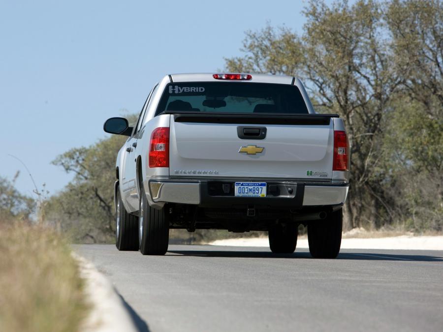  Chevrolet Silverado Hybrid Crew Cab 2008 года  (фото 7 из 16)